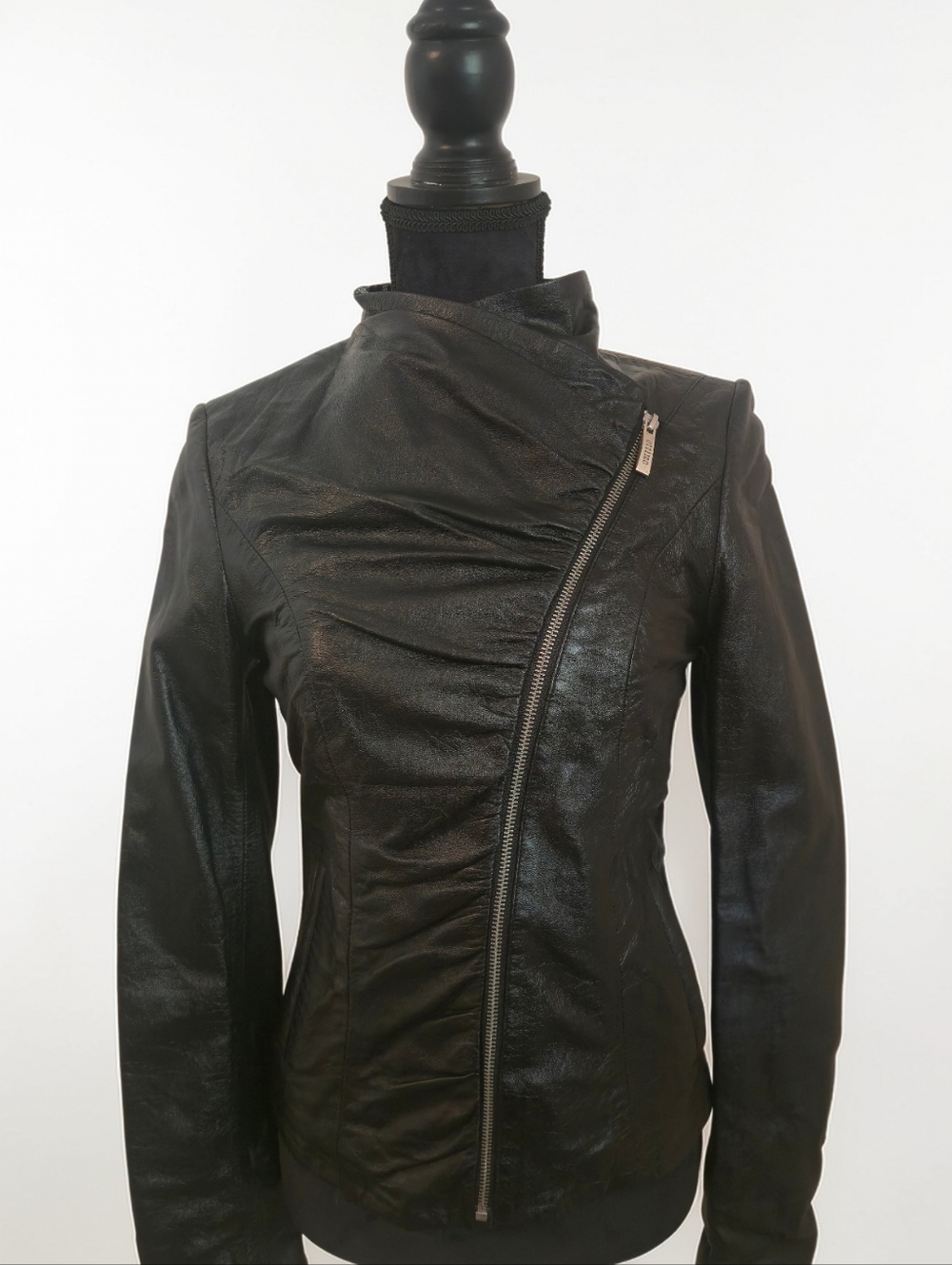 Ottimo Women’s Genuine Leather Jacket Black Leopard Trim Moto Style Size 36 NWT